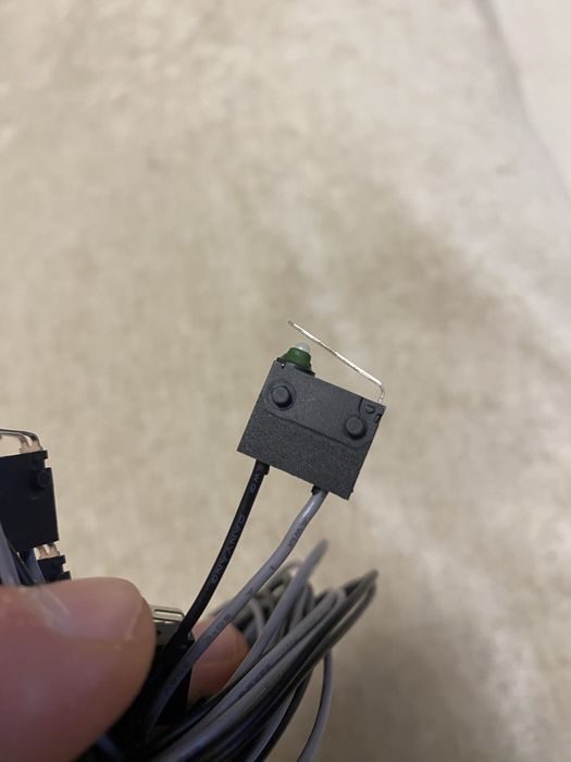 Кінцевик дверей мікрик Mercedes Benz Vito Viano W639 концевик двери