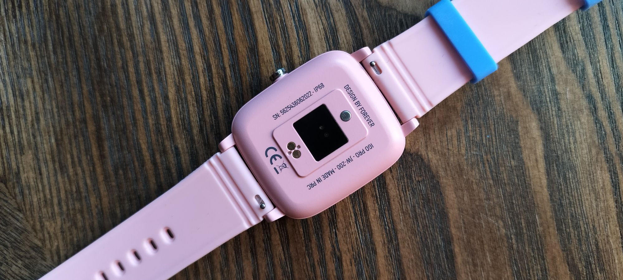 Smartwatch dziewczęcy Forever iGo Pro JW-200