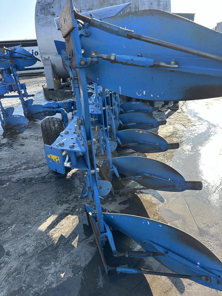 Продам плуг  Lemken VARIOPAL 9 no