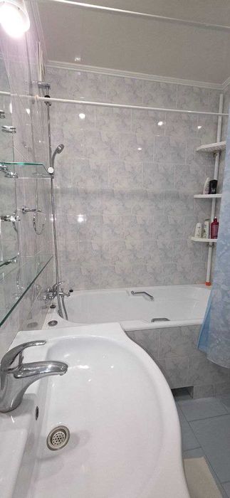 Квартира з ремонтом парк Перемоги/ Говорова. Газовий будинок