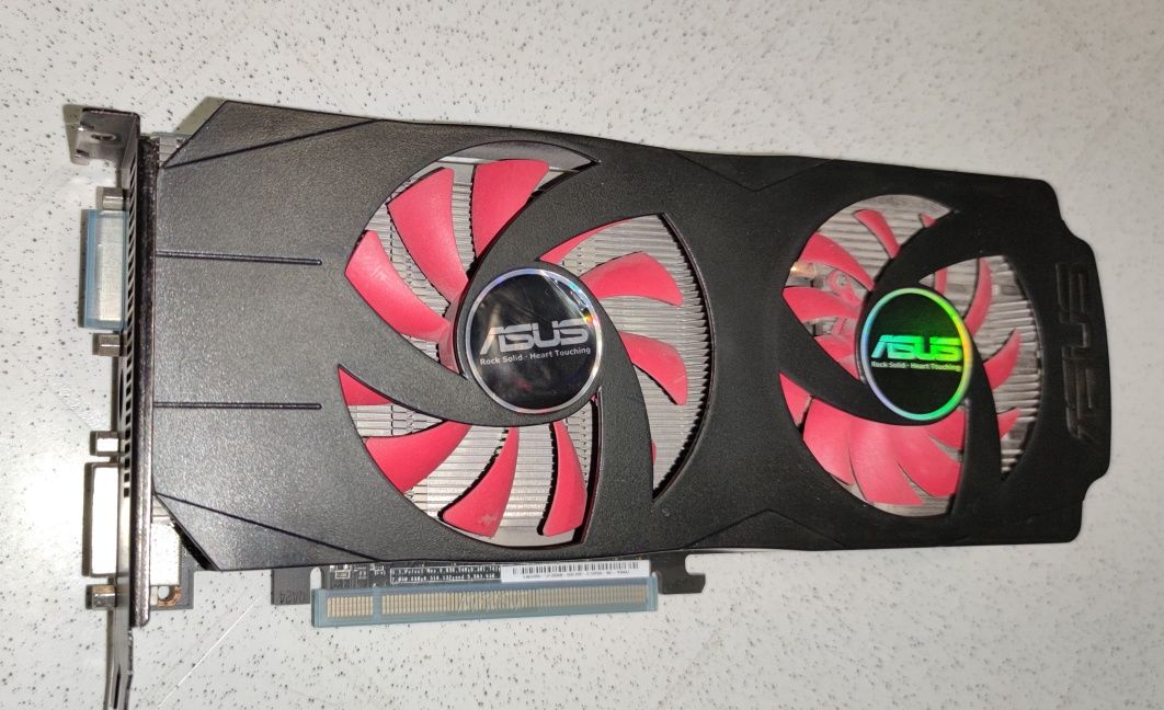 Видеокарта ASUS EAH4890/HTDI/1GD5 для игр.