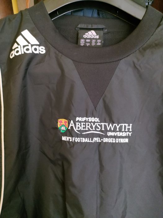 Ветровка  Адидас L, оригинал