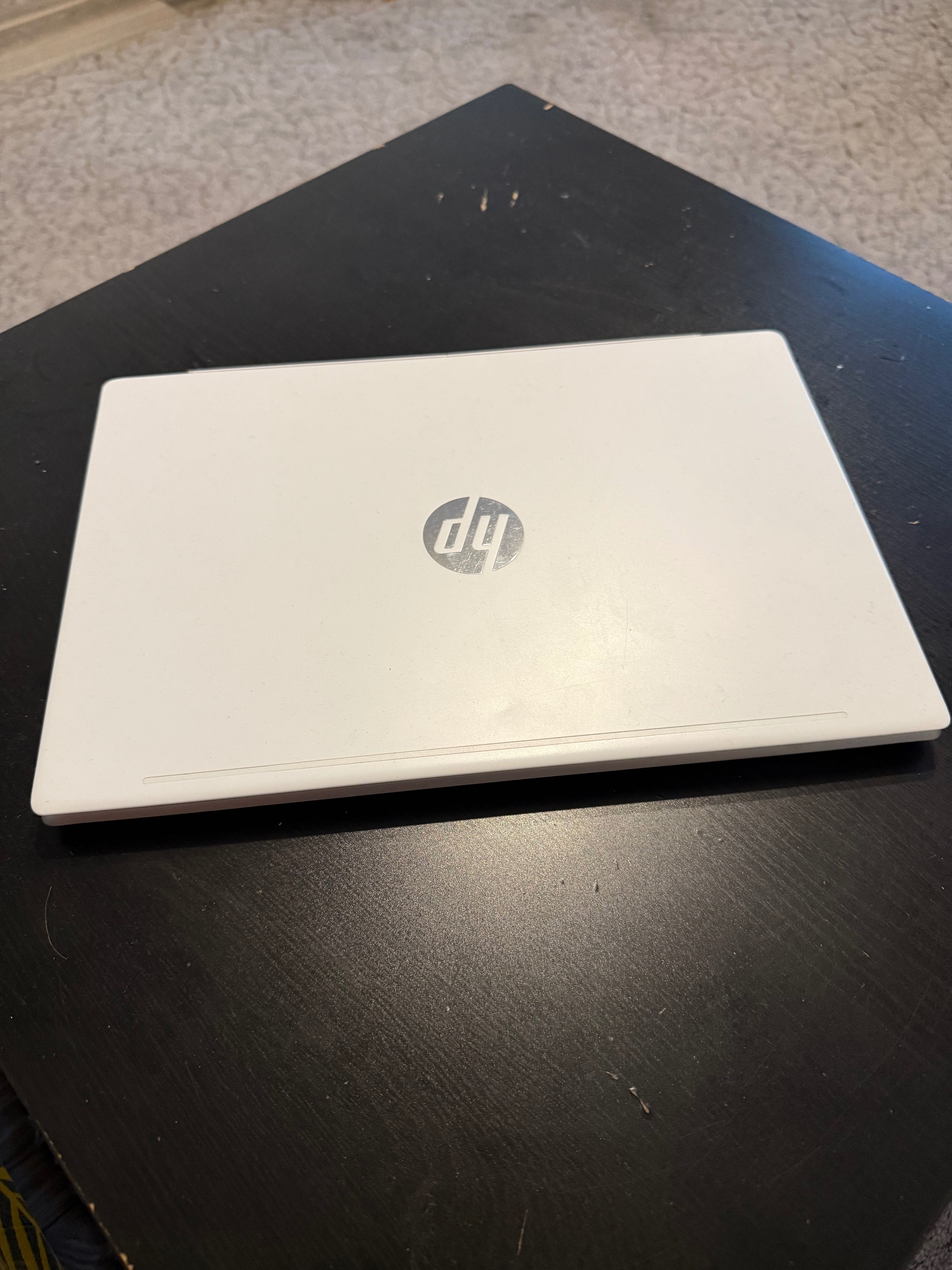 Laptop HP Pavilion 14 4/128 gb
