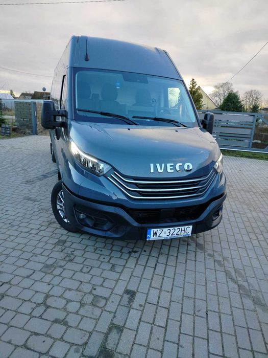 Wynajem busa Iveco daily blaszak 3.0 automat, hak