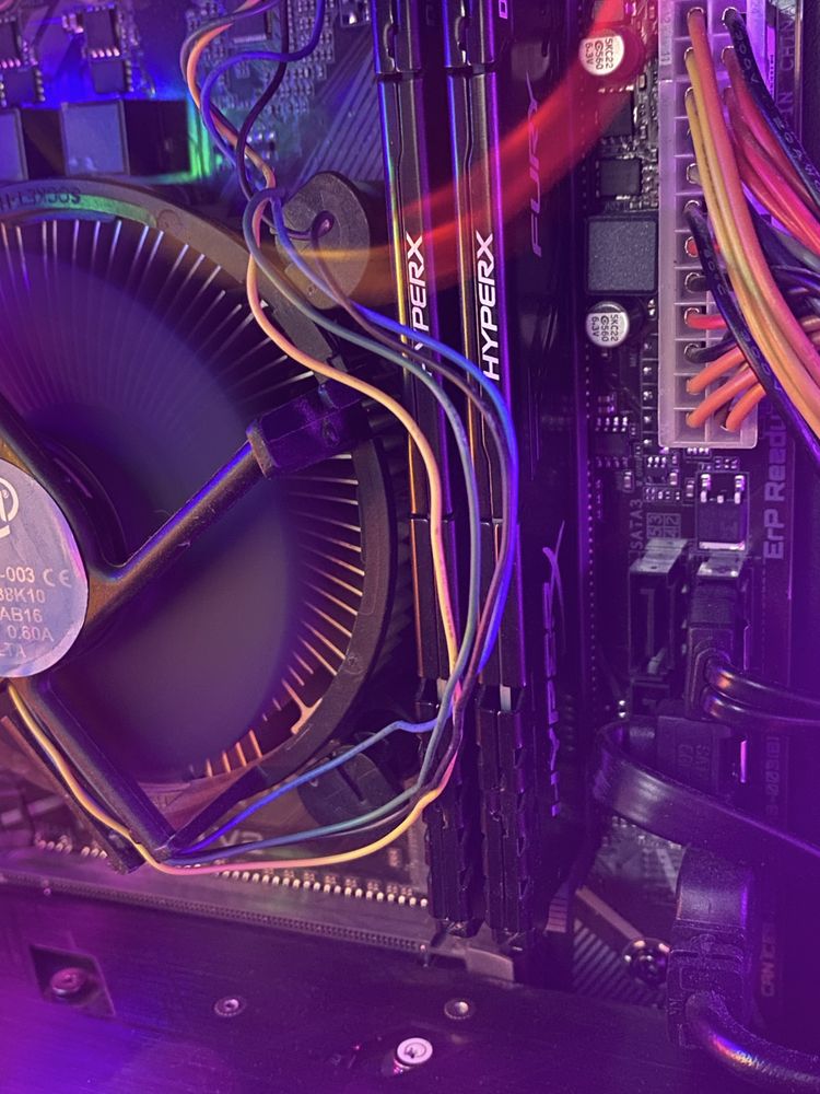 Пк компьютер игровой идеал rogstrix 1070 8gb/i310100/2ssd/16gb hyperx