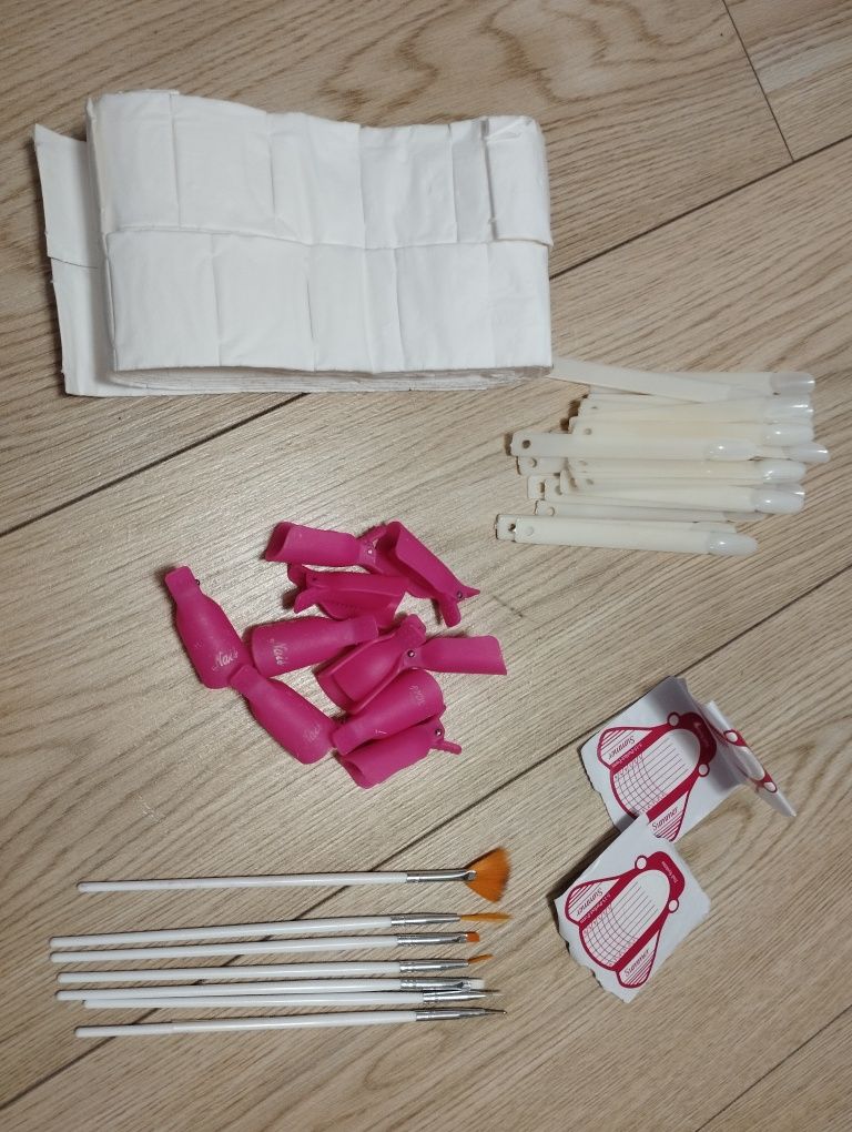 Zestaw do manicure hybrydowego