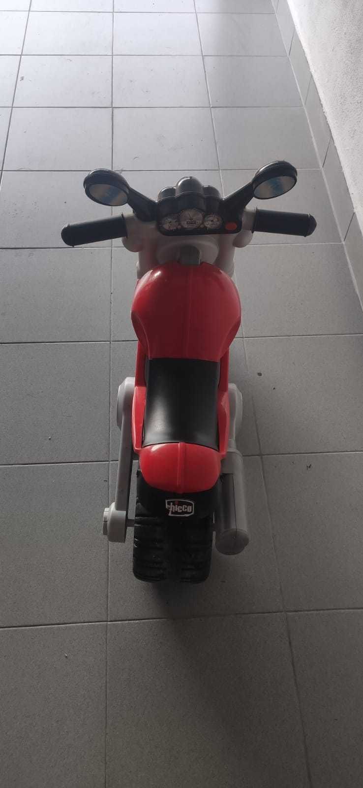 Mota criança Ducati