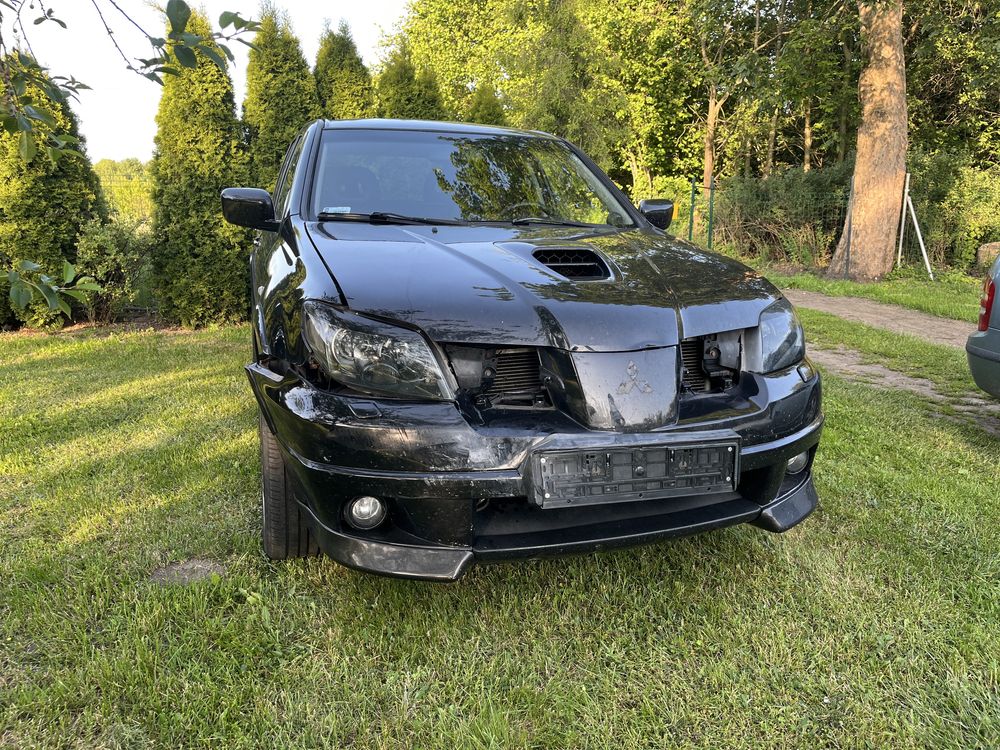 Mitsubishi Outlander 2.0T Lpg