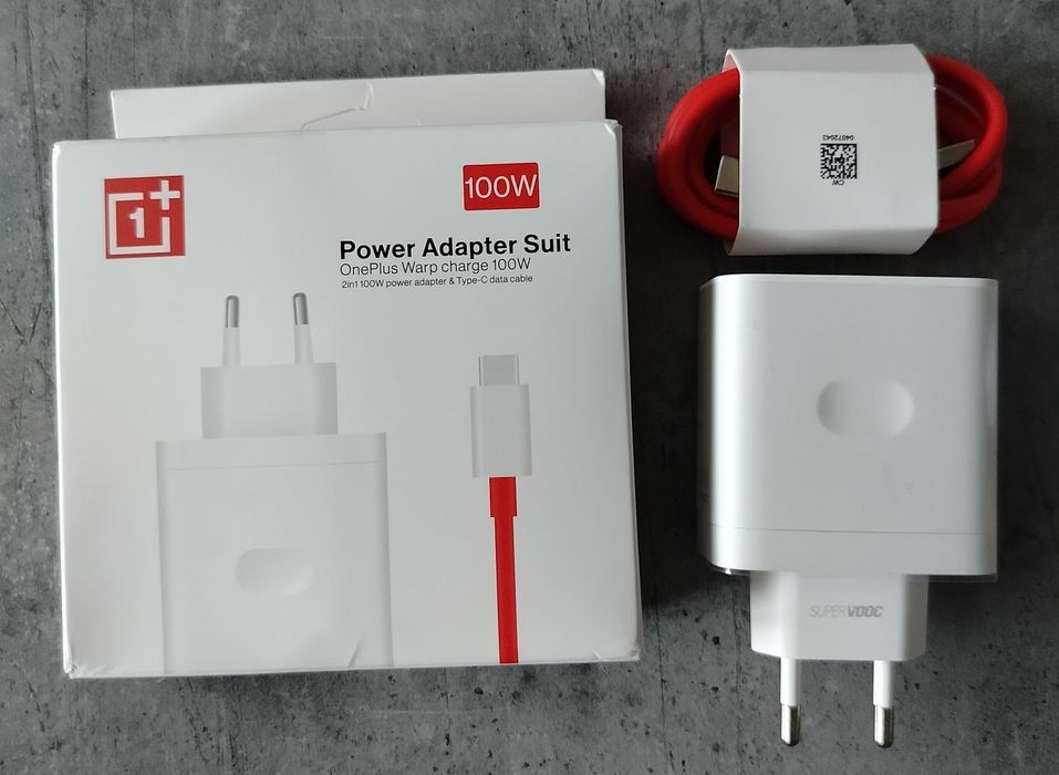 Ładowarka sieciowa Oneplus 100W. Czytaj opis.