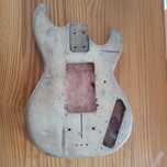Gitara basowa Defil LOTOS - korpus