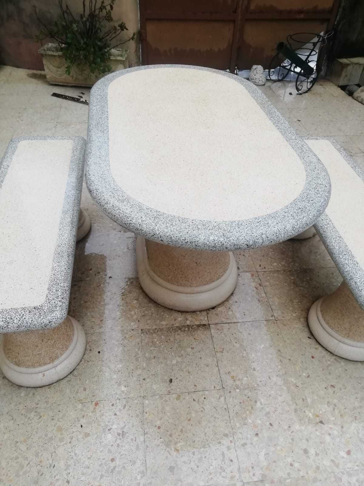 Mesa com Bancos para Jardim