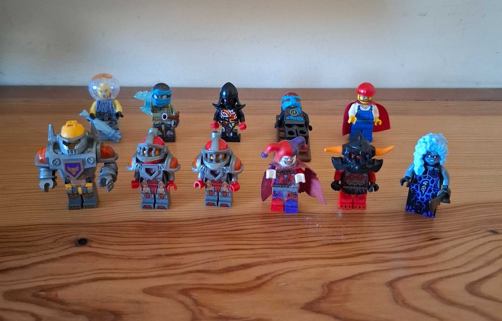 Lego - Bonecos / Figuras Nexo Knights e Ninjago ( Antigos )
