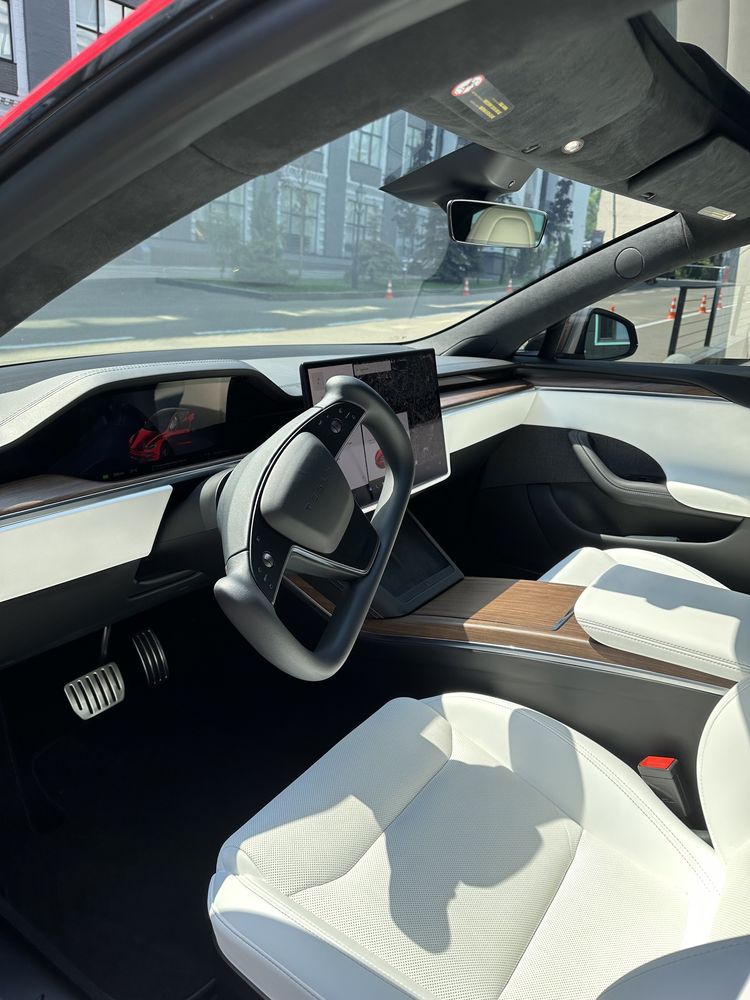 Tesla mod S 2022 restyle