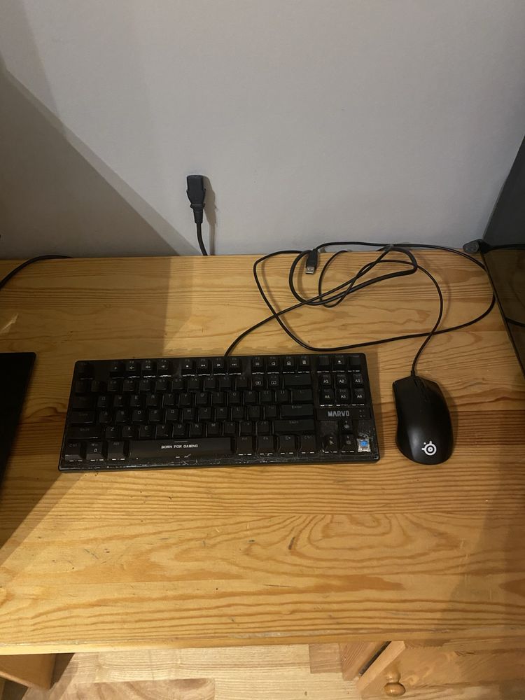 Komputer cały zestaw wraz z monitorem