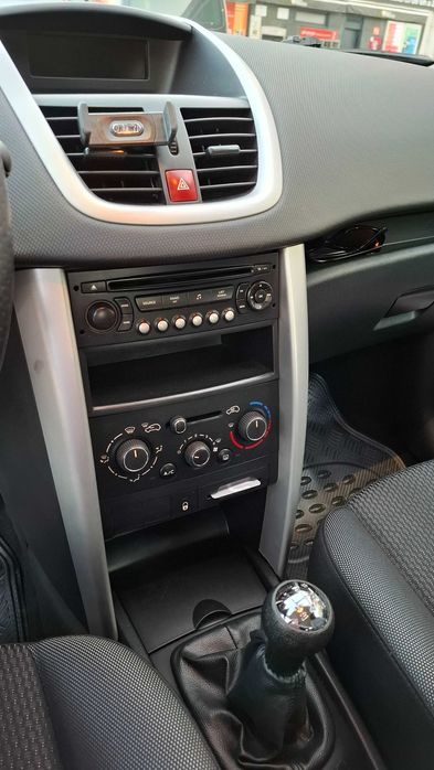 PEUGEOT 207, 1.4 Gasolina