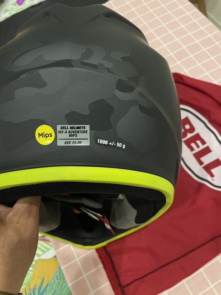 Capacete moto Bell