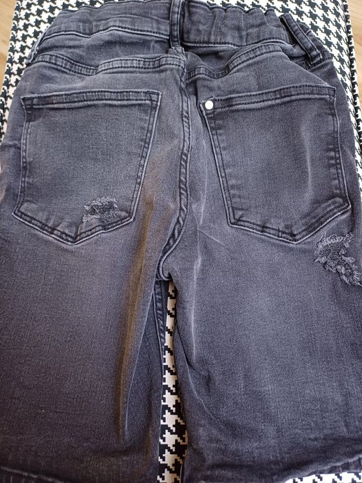 Spodenki H&M 146 cm czarne