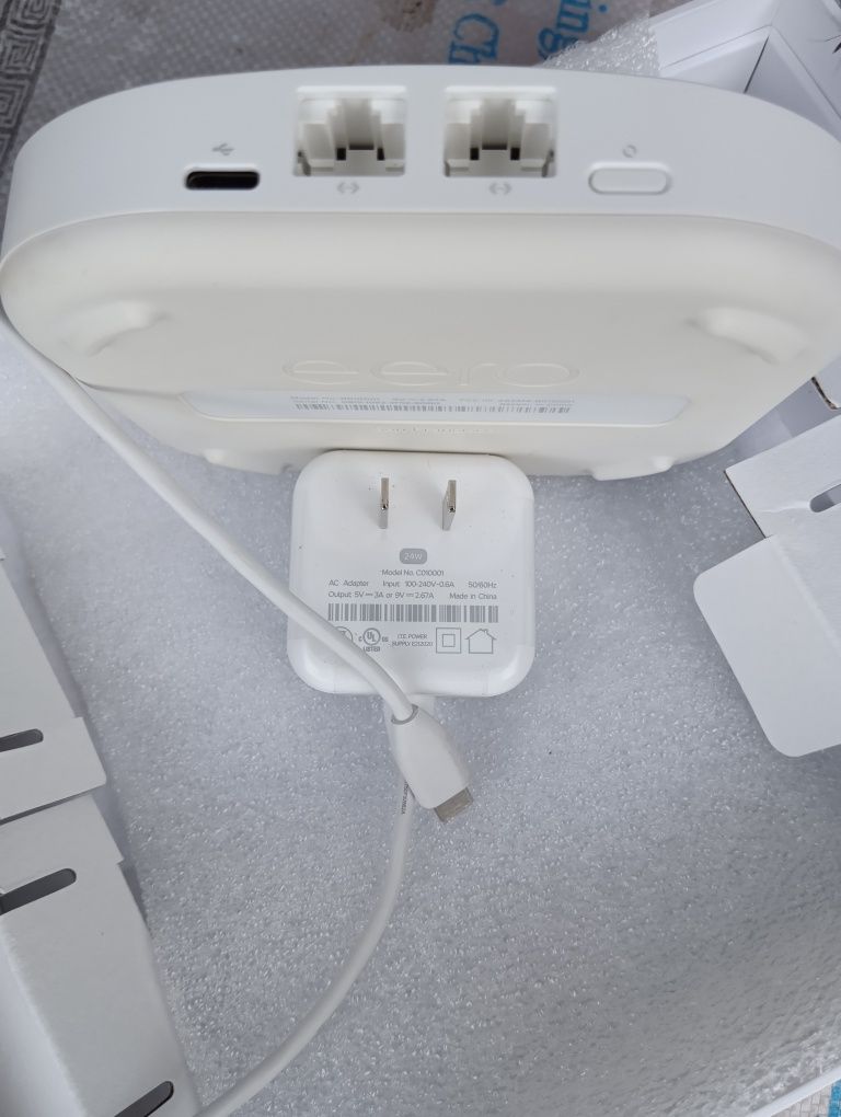 Mesh система Amazon eero pro( 1 eero + 2 eero Beacons) 2gen
