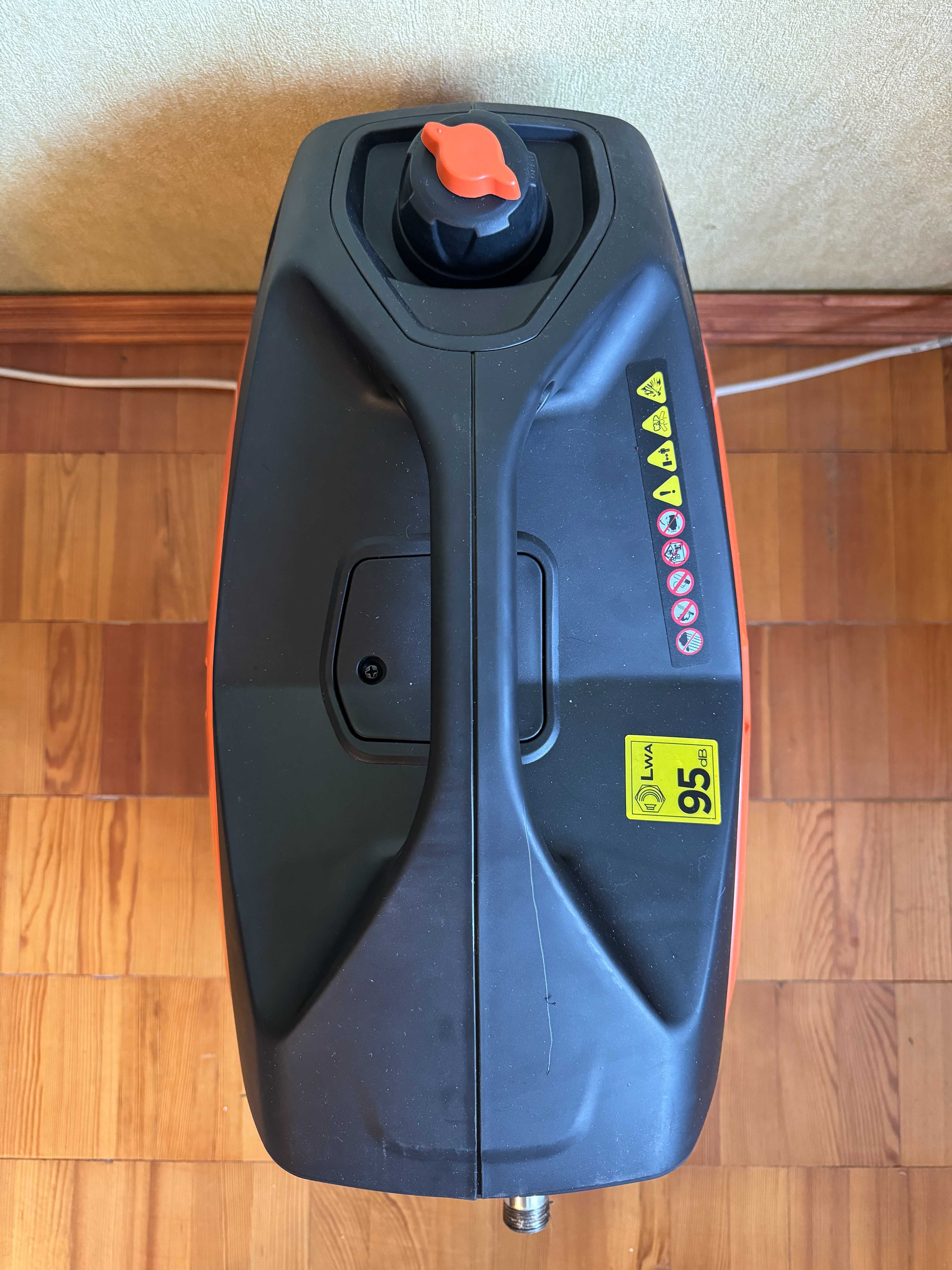 Інверторний бензиновий генератор Black+Decker BXGNi2200E Б\У