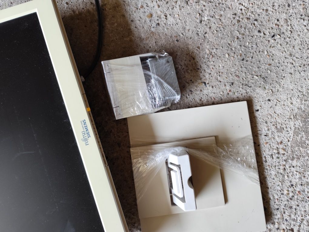 Monitor Fujitsu Siemens scenicview a19-3
