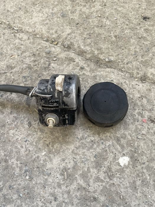 Пульт і кришка бака Мінськ