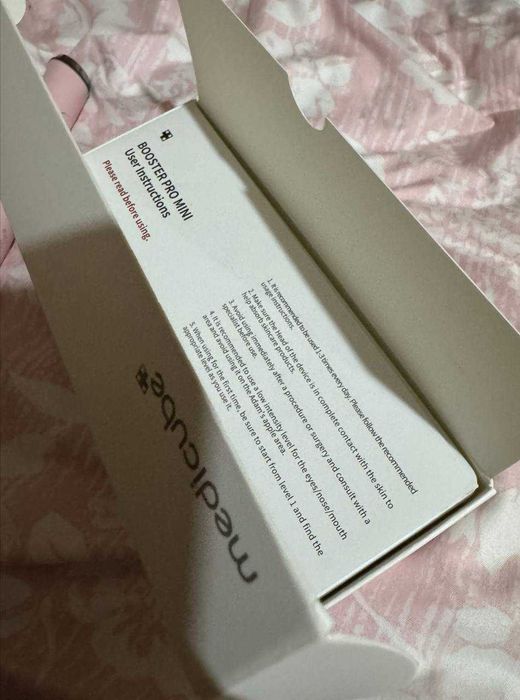 MEDICUBE AGE-R Booster Pro Mini