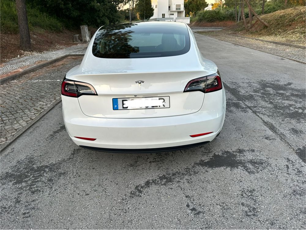 Tesla model 3 standard plus