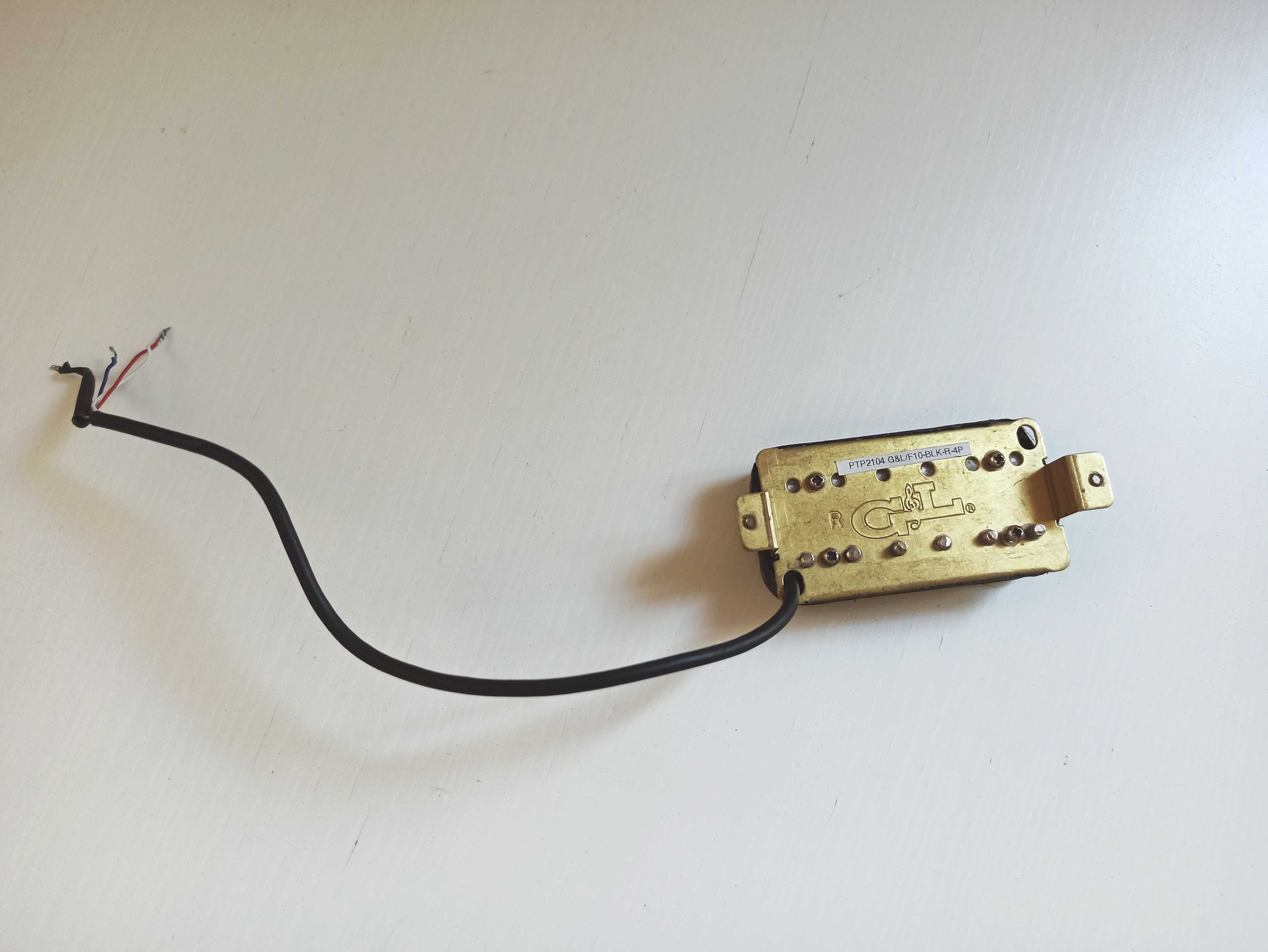 Przystawka pickup AW4470B z G&L Fallout