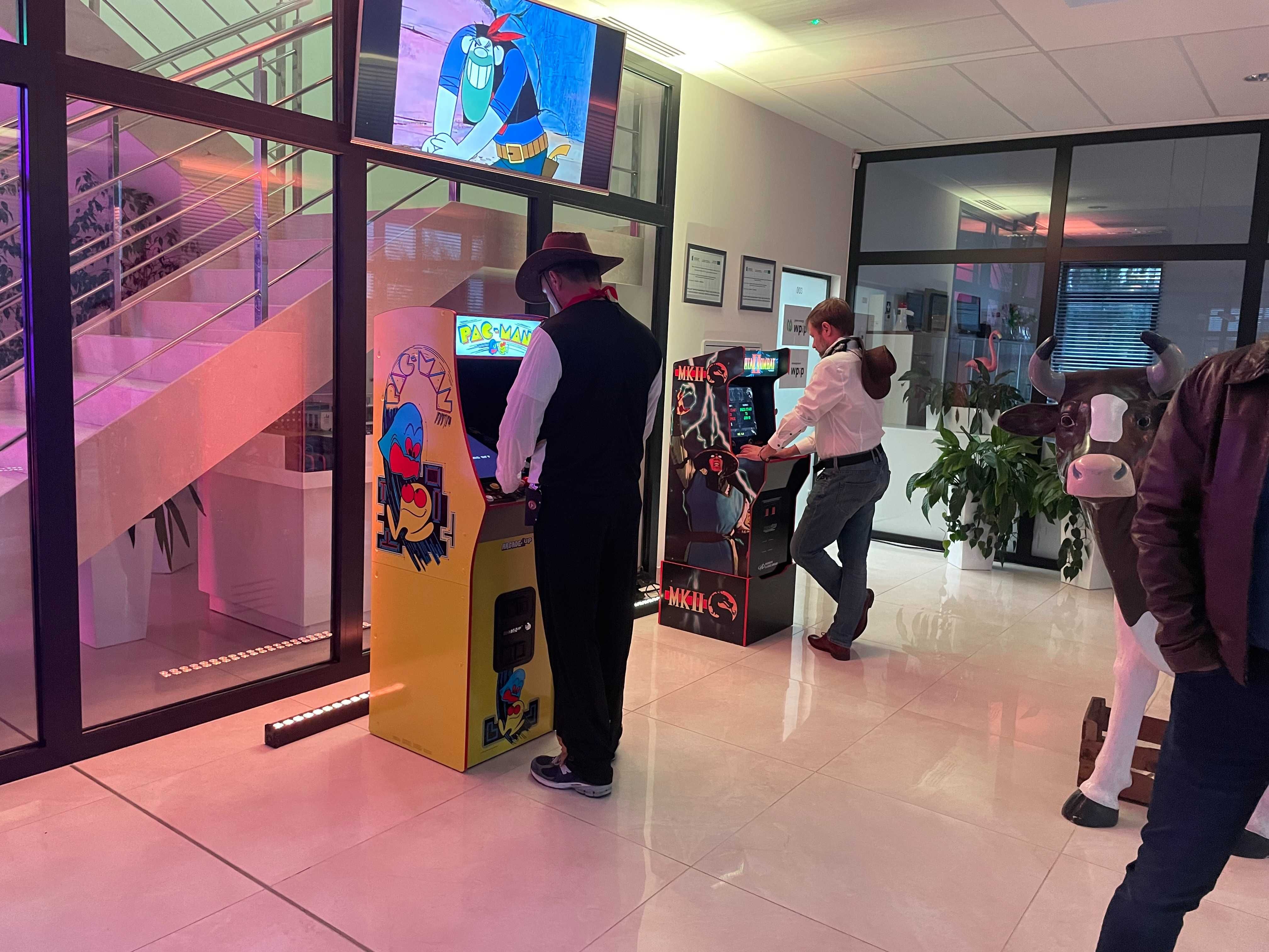 Wynajem Automaty do gier Arcade Retro, Flipper Atrakcje na event