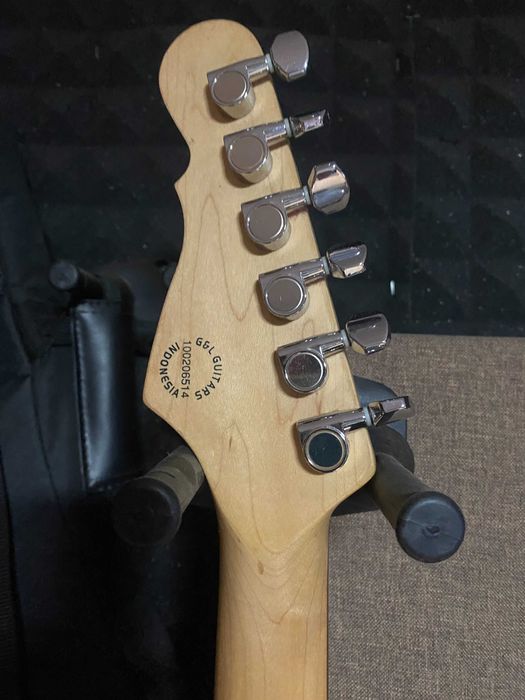 G&L S500 Tribute Stratocaster