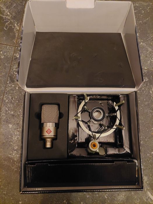 Mikrofon pojemnościowy studyjny Neumann TLM 102 STUDIO-SET Podcast str