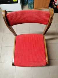 Czerwone krzesło PRL, lata 70te. Typ "chojniczanka". W świetnym stanie