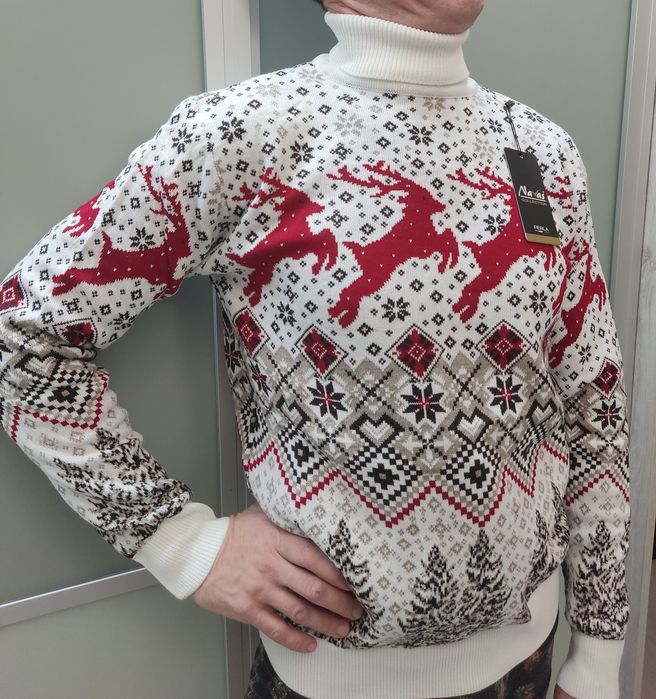 Новорічні светри з оленями