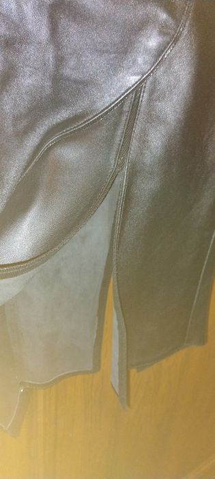 Красивая кожаная юбка италия