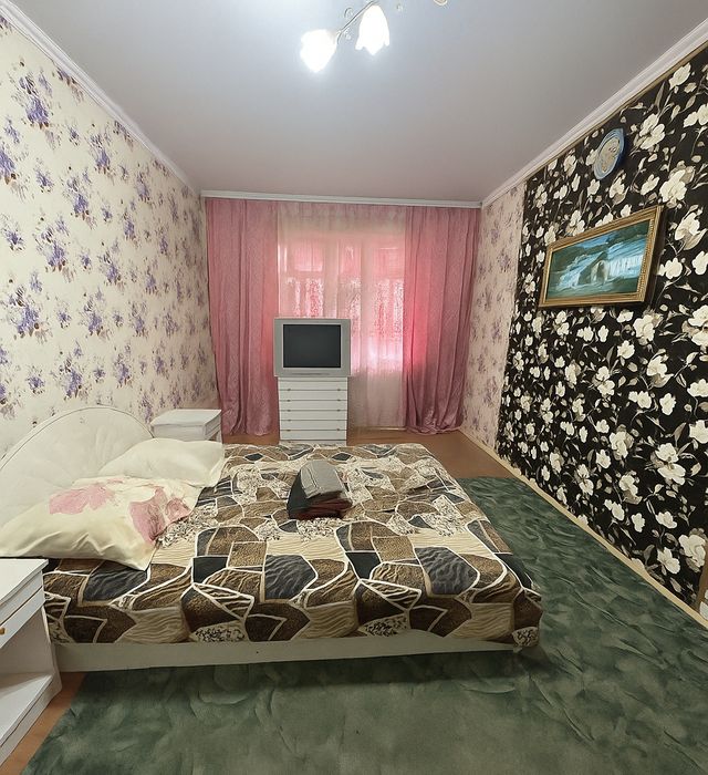 Оренда подобово ,погодинно,помісячно 1 квартира вул