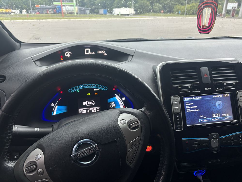 Продам Nissan Leaf 40Kw