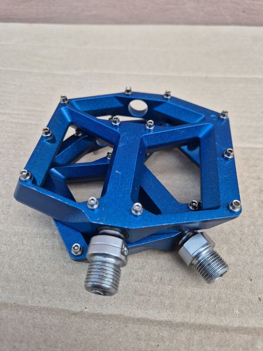 Продам топові педали Cube Acid Flat A3-ZPR