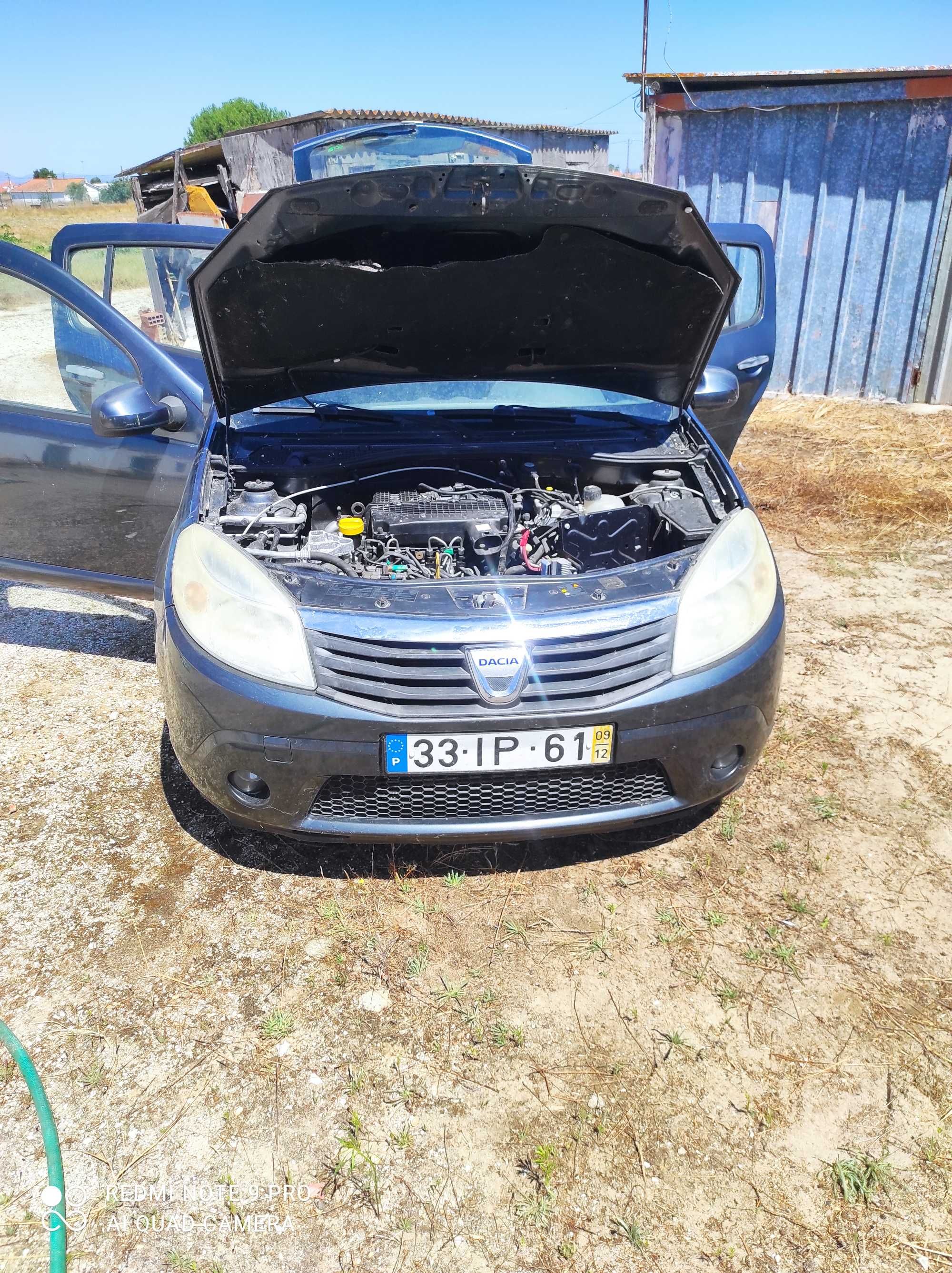 Vendo carro Dacia
