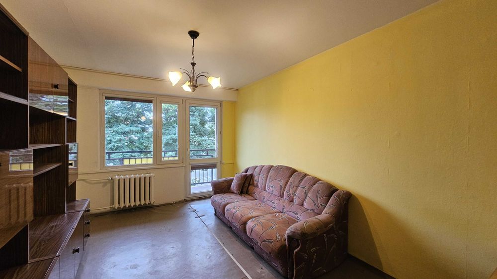 Sprzedam 3-pokojowe mieszkanie przy Jednostce Wojskowej 49m2, 1 piętro