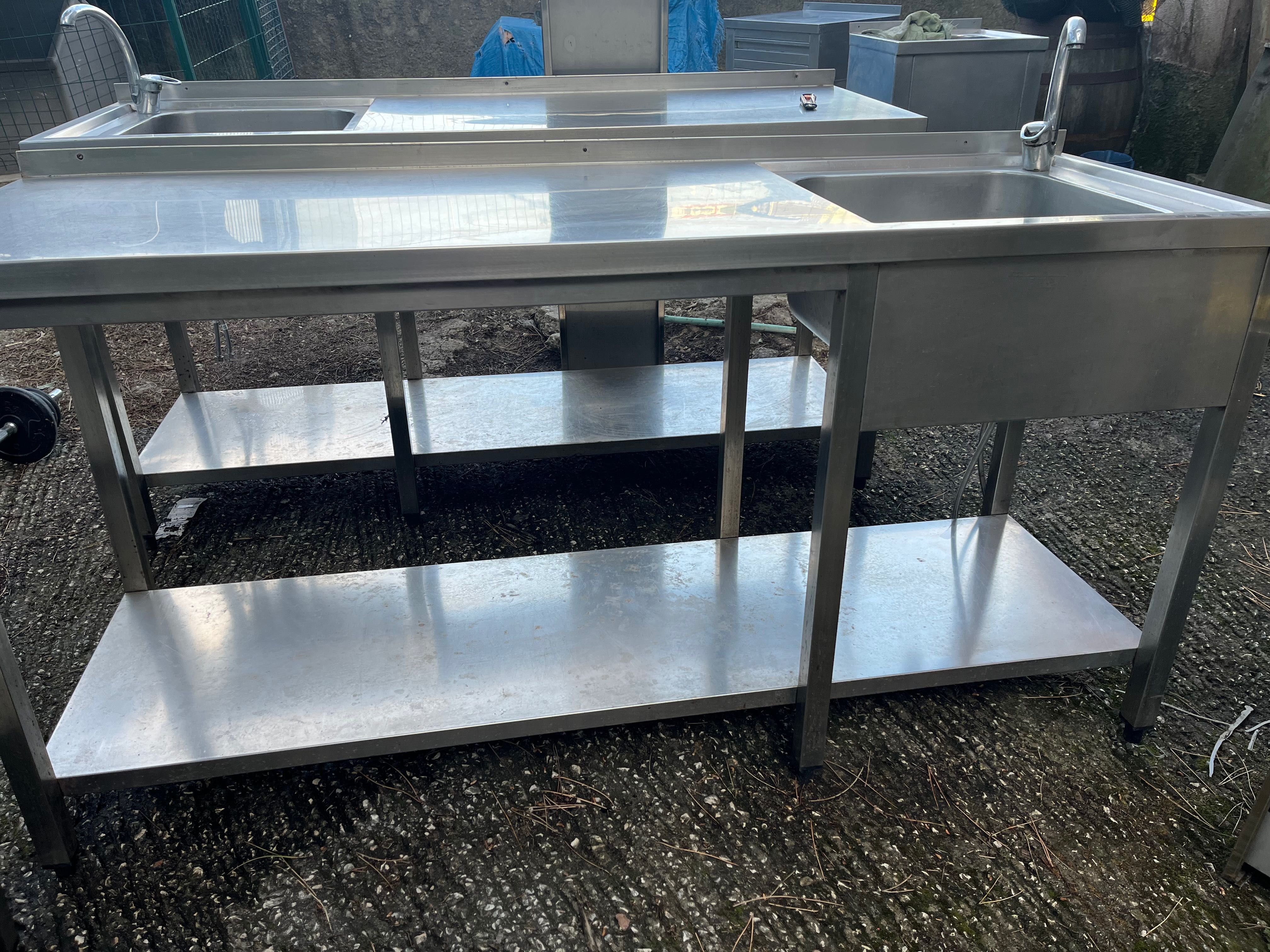 Bancada de inox retangular com lavatório à direita - 180cmx60cmx90cm