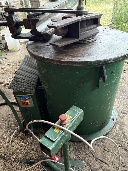 Giętarka do rur piesok xot110