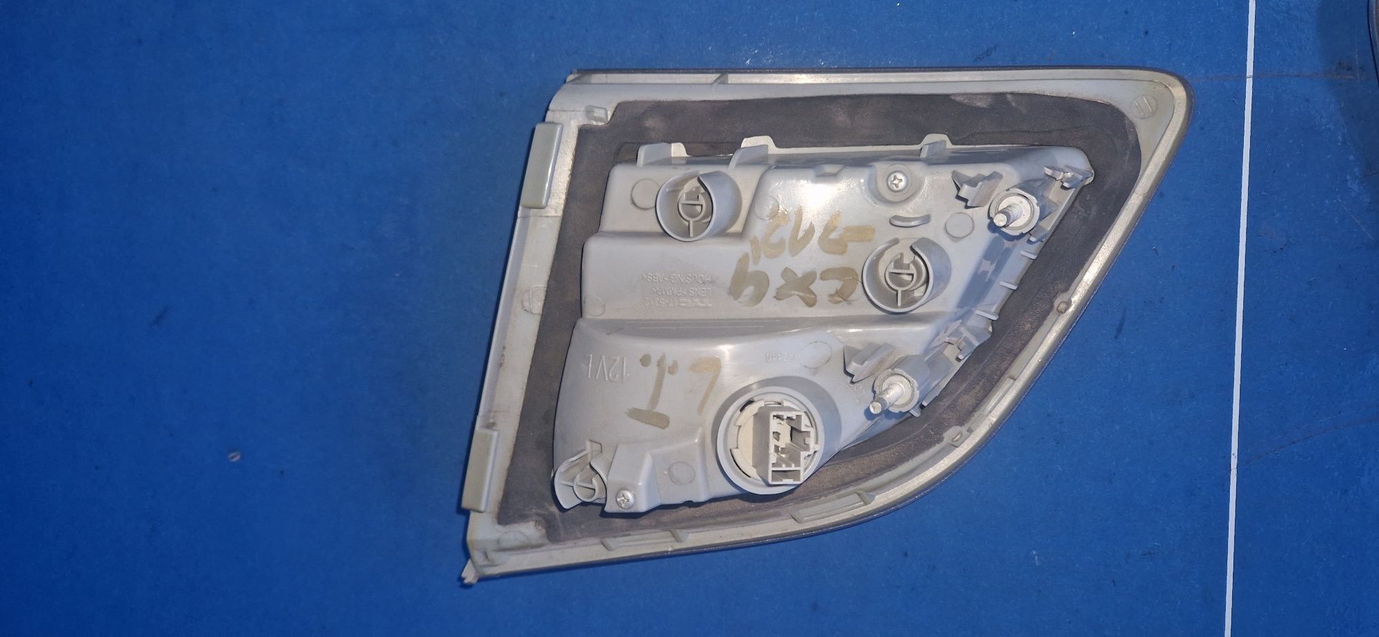 Lampa tylna L, R Mazda CX9 do 2012 Klapa tył