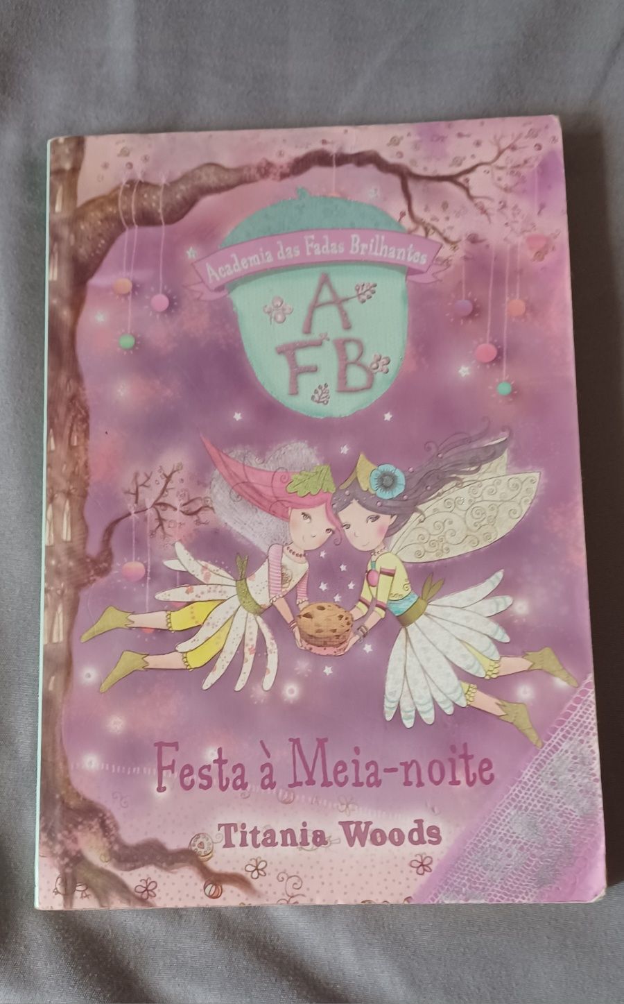 Livro "Festa à Meia-noite"