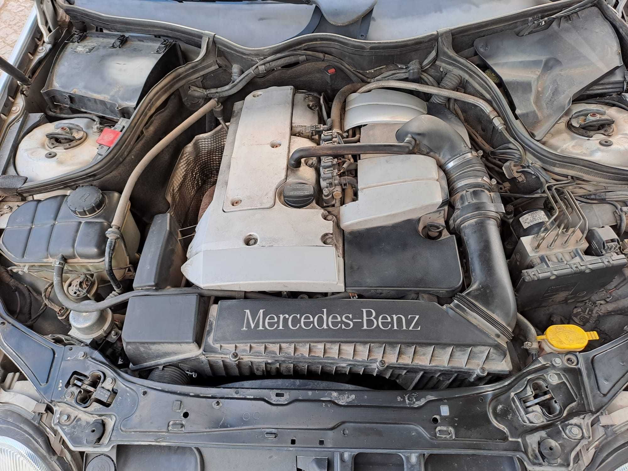 Mercedes C180 Elegance Gasolina/Gpl Automático