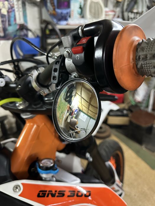 Панорамні дзеркала заднього виду на руль мотоцикла (круглі)