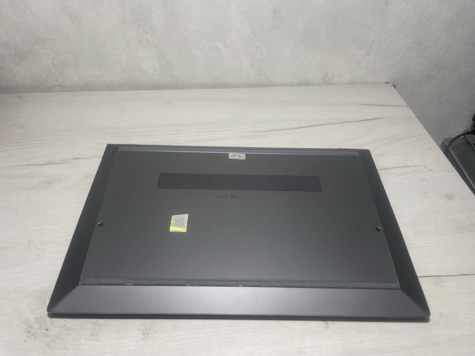 МЕТАЛЕВИЙ HP ZBook Firefly 14 G8 i5-1135g7 16GB/256GB SSD FullHD IPS