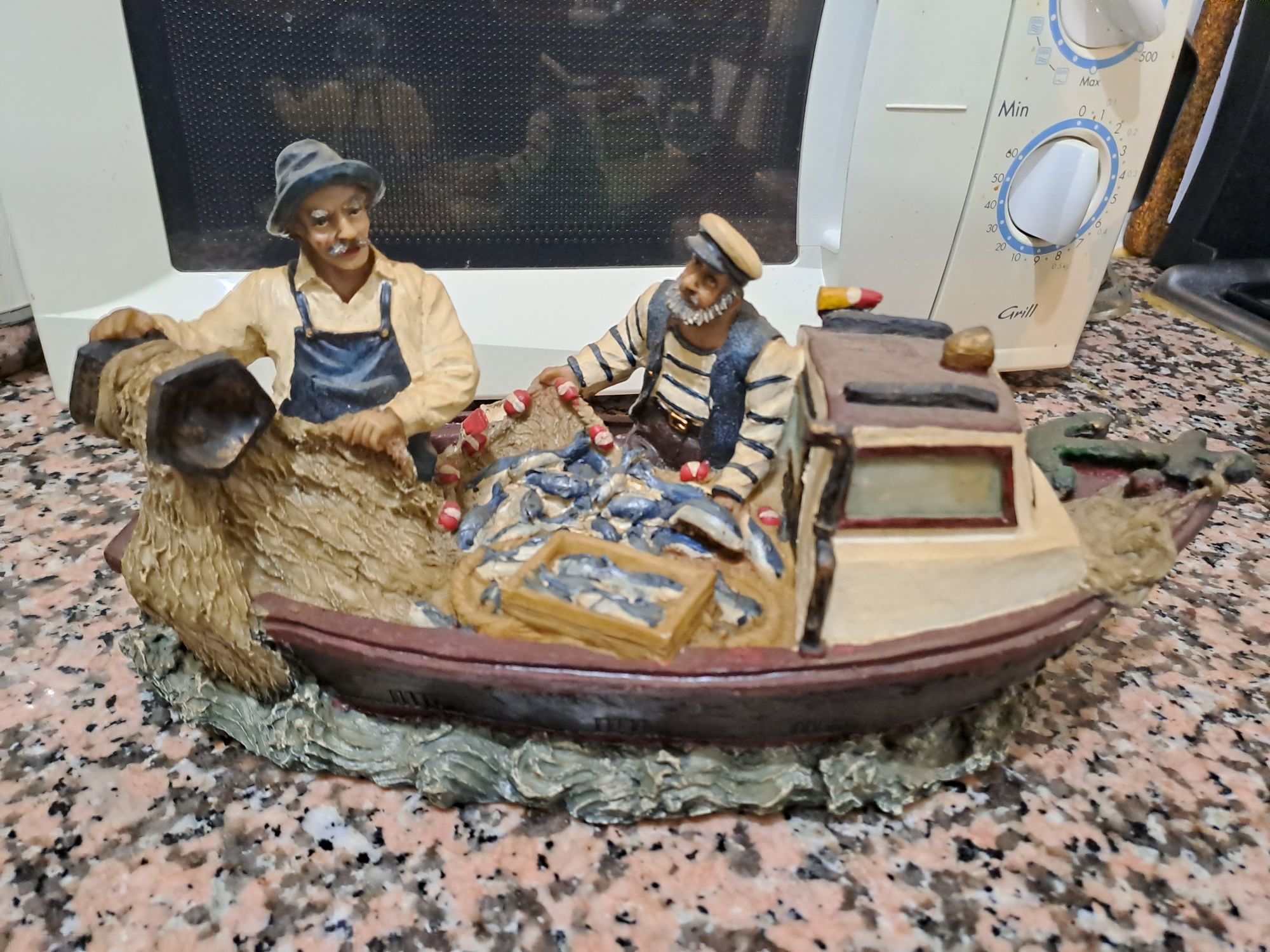 Estatueta barco de pescadores