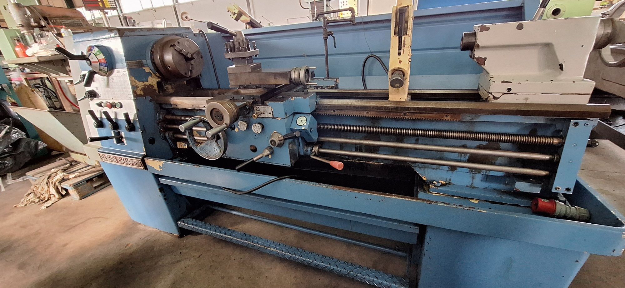 Torno Mecânico 1250mm