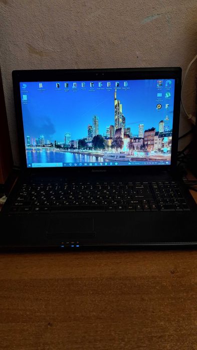 Ноутбук Lenovo G560/15.6"/ i5-560M (2 (4) 2.53GHz)/120GB SSD/8 GB DDR3