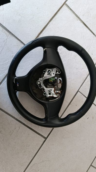 Volante BMW e46 Pack M